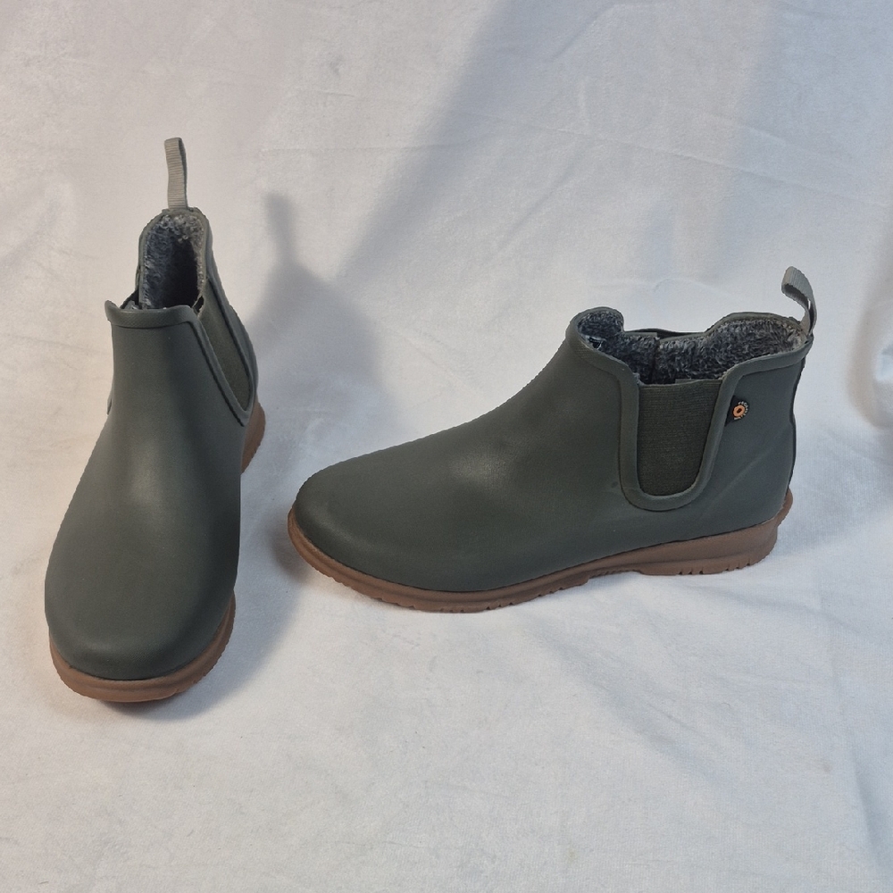 Bogs Sweet Pea Winter Olive Ankle Boots with Gray Lining - Womens Sz 9